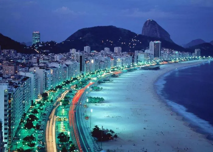 Beautiful Copacabana Beach House Na Quadra Da Praia Rio de Janeiro